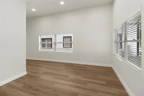 2329 W Beach Street Tampa FL 33607