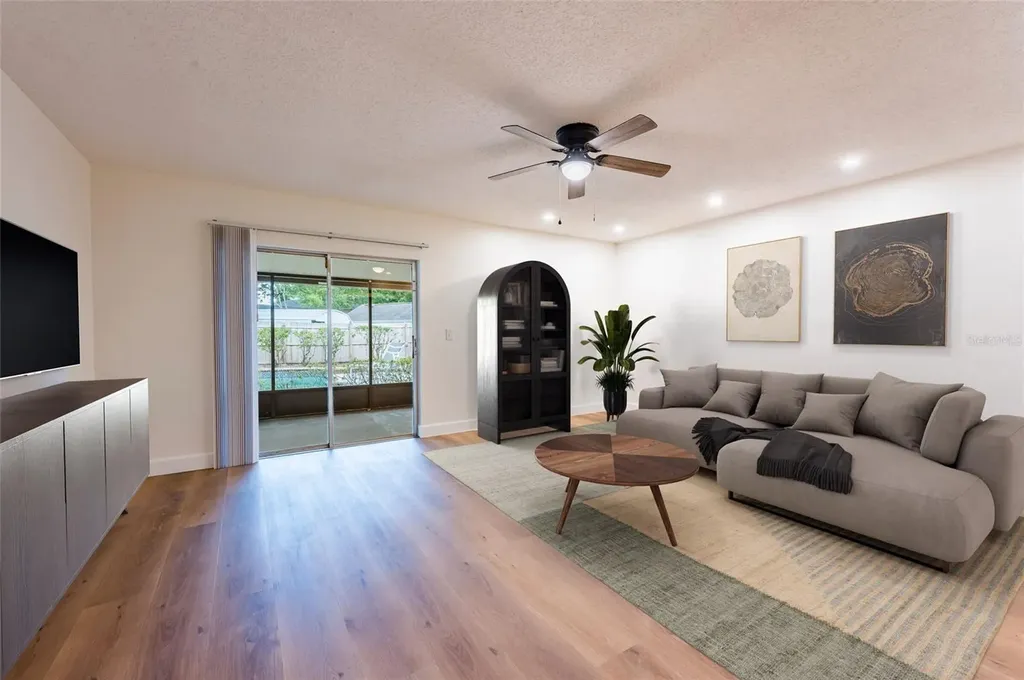 4702 Southbreeze Drive Tampa FL 33624