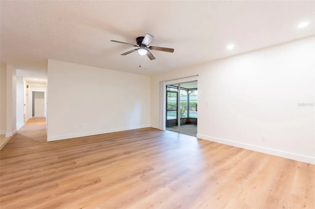 4702 Southbreeze Drive Tampa FL 33624