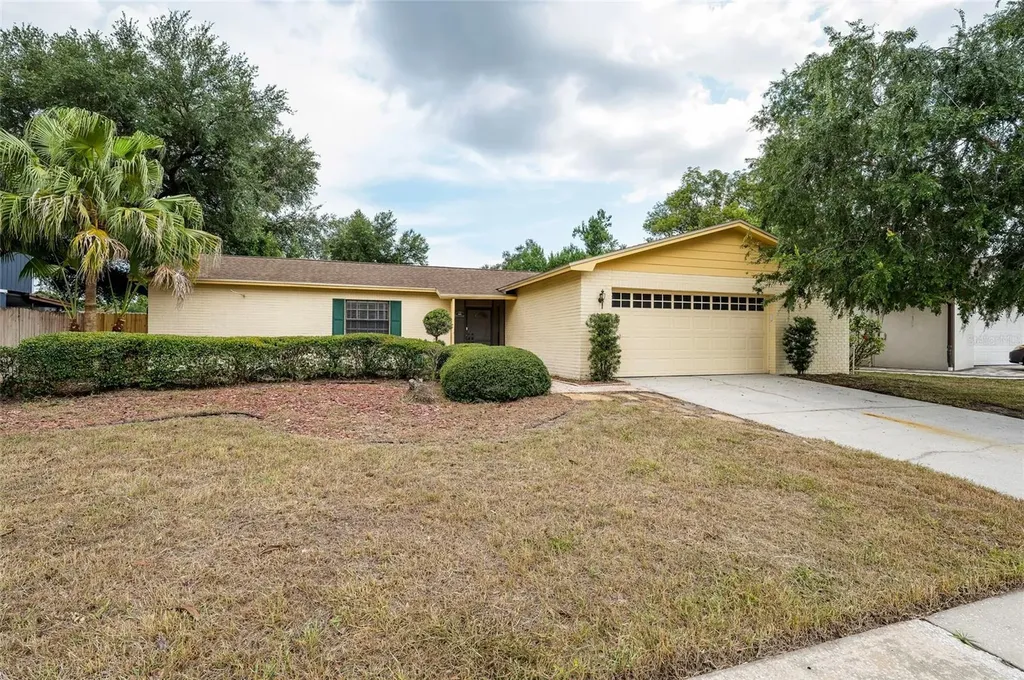 4702 Southbreeze Drive Tampa FL 33624
