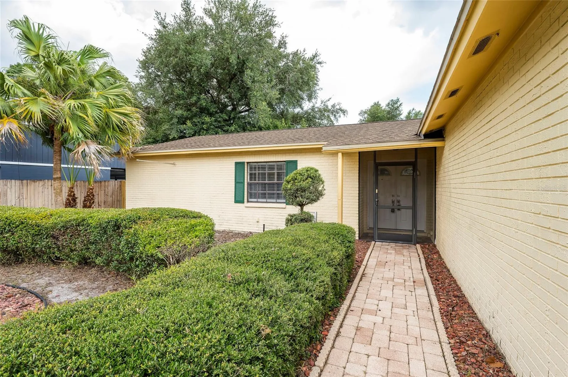 4702 Southbreeze Drive Tampa FL 33624