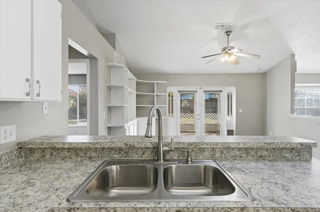 4110 Longfellow Drive Plant City FL 33566