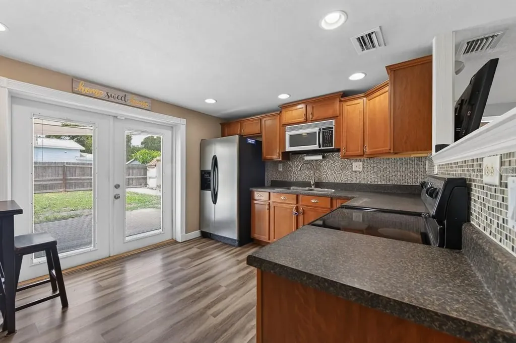 6949 80th Terrace N Pinellas Park FL 33781