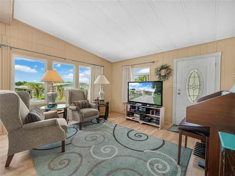 1632 Foxway Drive Lakeland FL 33810