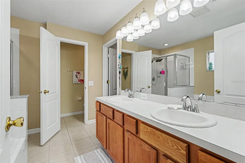 11531 Misty Isle Lane Riverview FL 33579