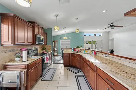 11531 Misty Isle Lane Riverview FL 33579