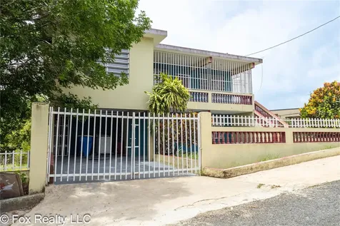 Solar B Avenida Maria Bettega Aguadilla PR 00603