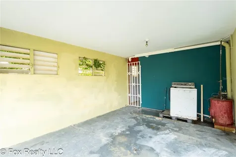 Solar B Avenida Maria Bettega Aguadilla PR 00603