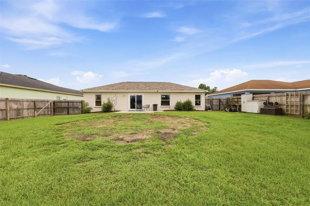 1233 Merrimack Drive Davenport FL 33837