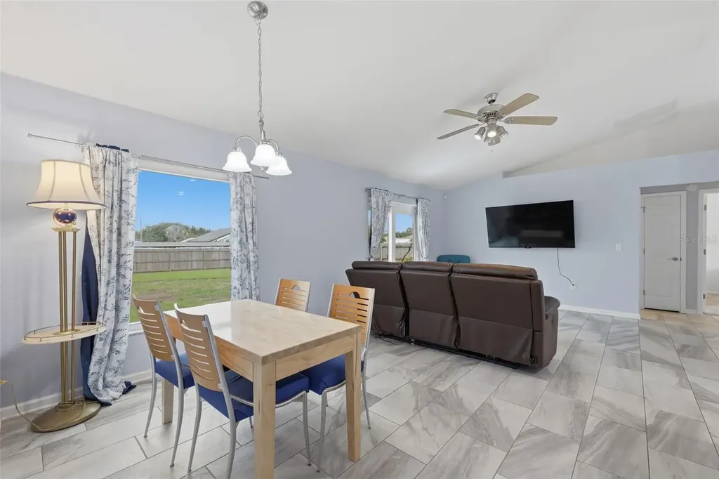 1233 Merrimack Drive Davenport FL 33837
