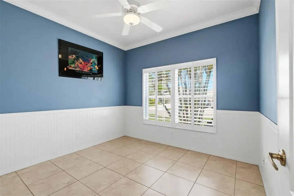 718 Griffen Heights Court Ruskin FL 33570