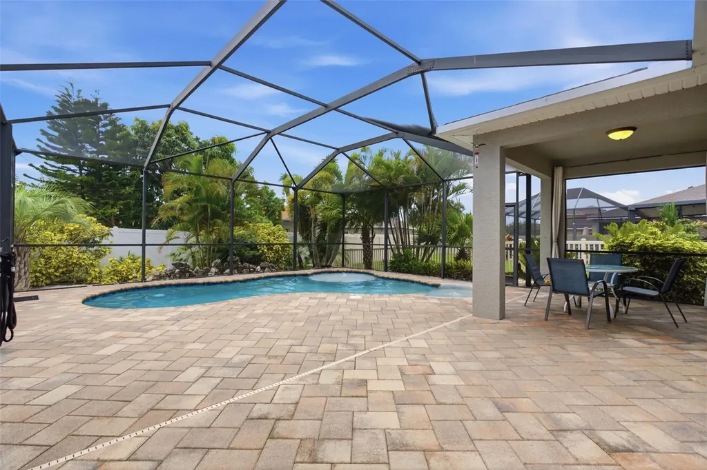 718 Griffen Heights Court Ruskin FL 33570