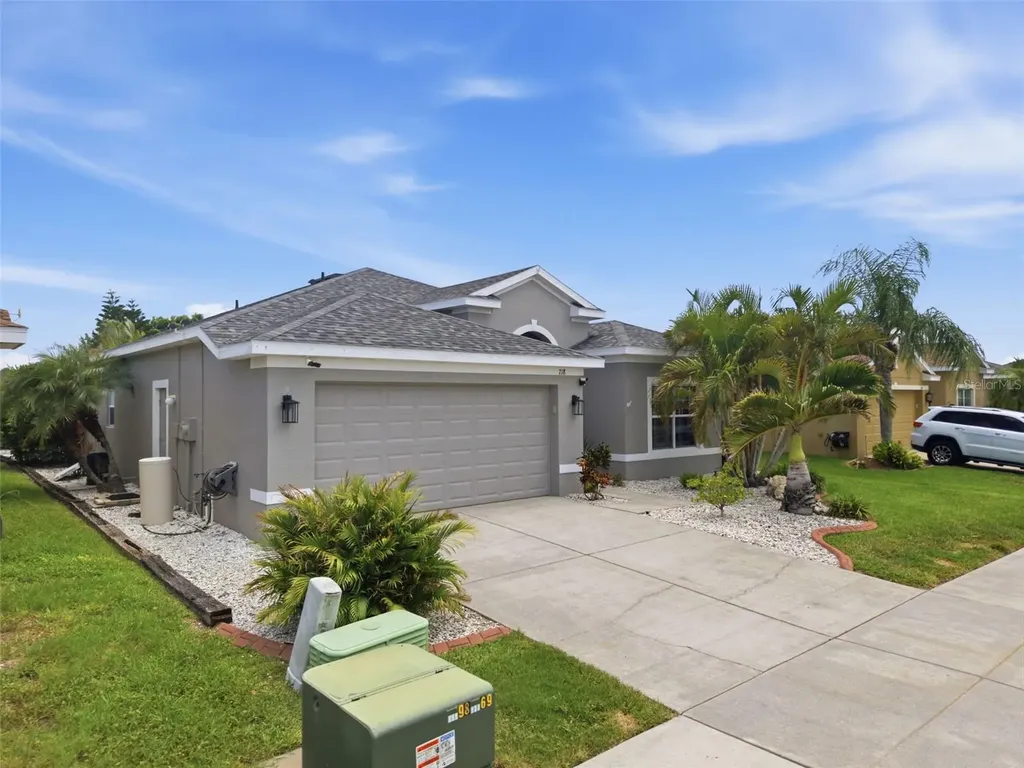 718 Griffen Heights Court Ruskin FL 33570