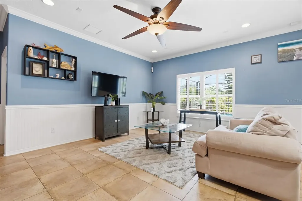 718 Griffen Heights Court Ruskin FL 33570