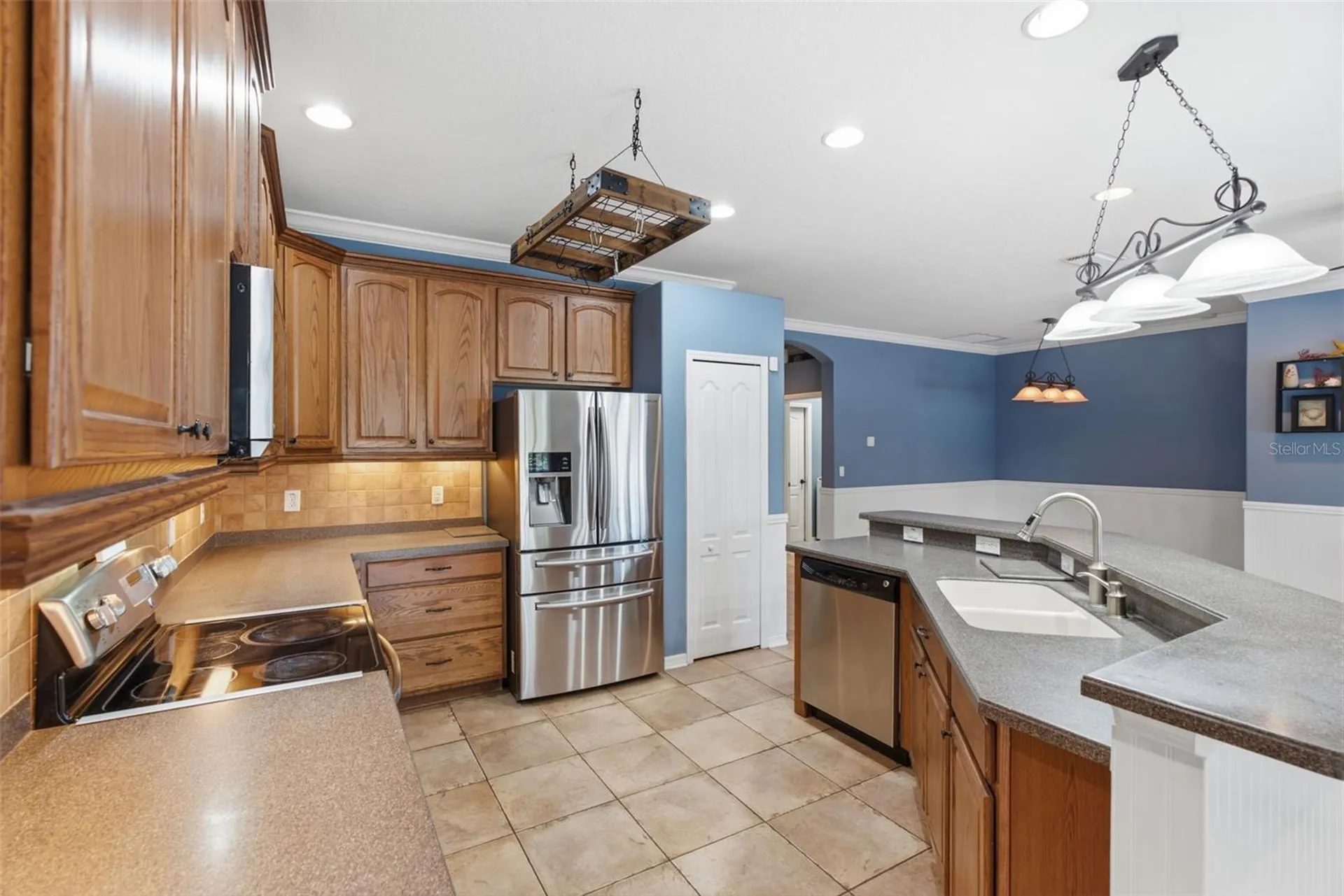 718 Griffen Heights Court Ruskin FL 33570