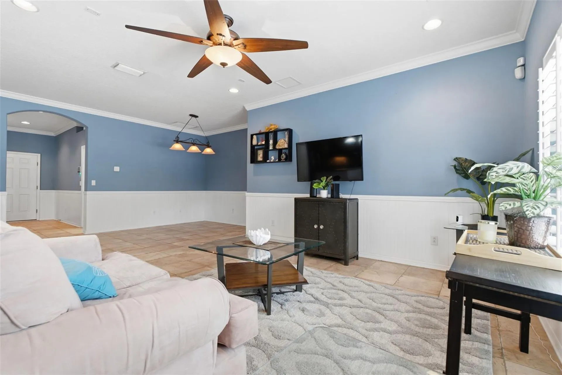 718 Griffen Heights Court Ruskin FL 33570