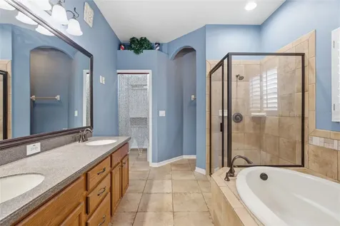 718 Griffen Heights Court Ruskin FL 33570