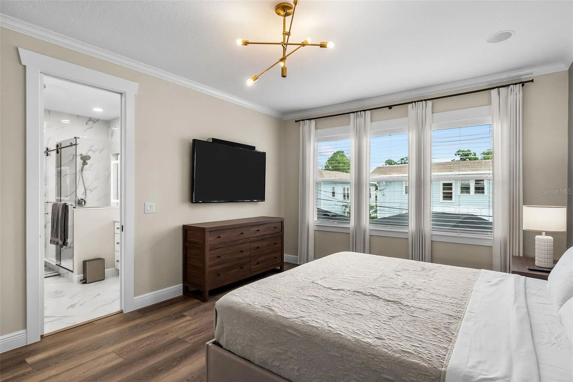 2915 W Bay View Avenue Tampa FL 33611