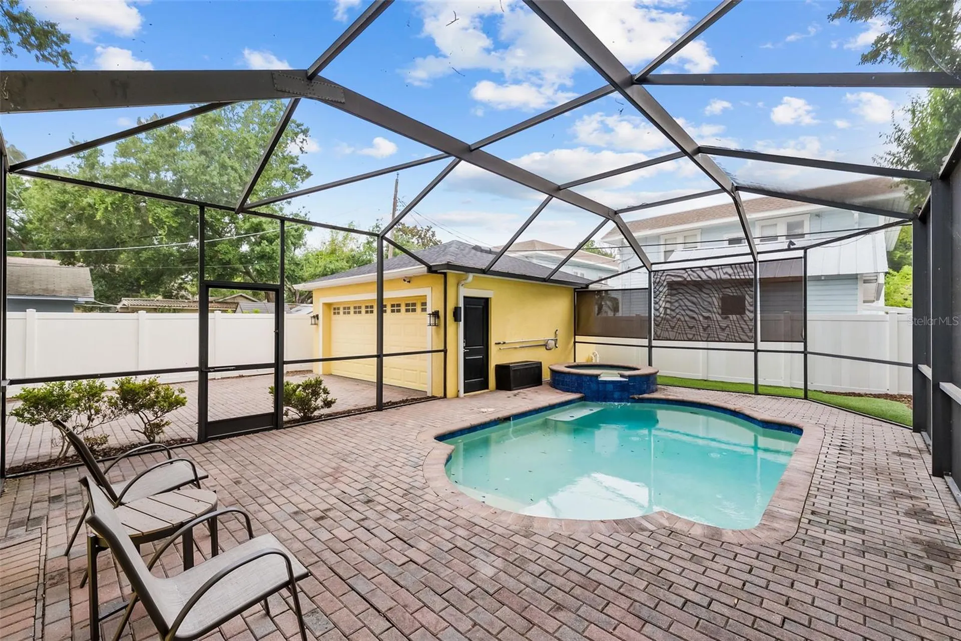2915 W Bay View Avenue Tampa FL 33611