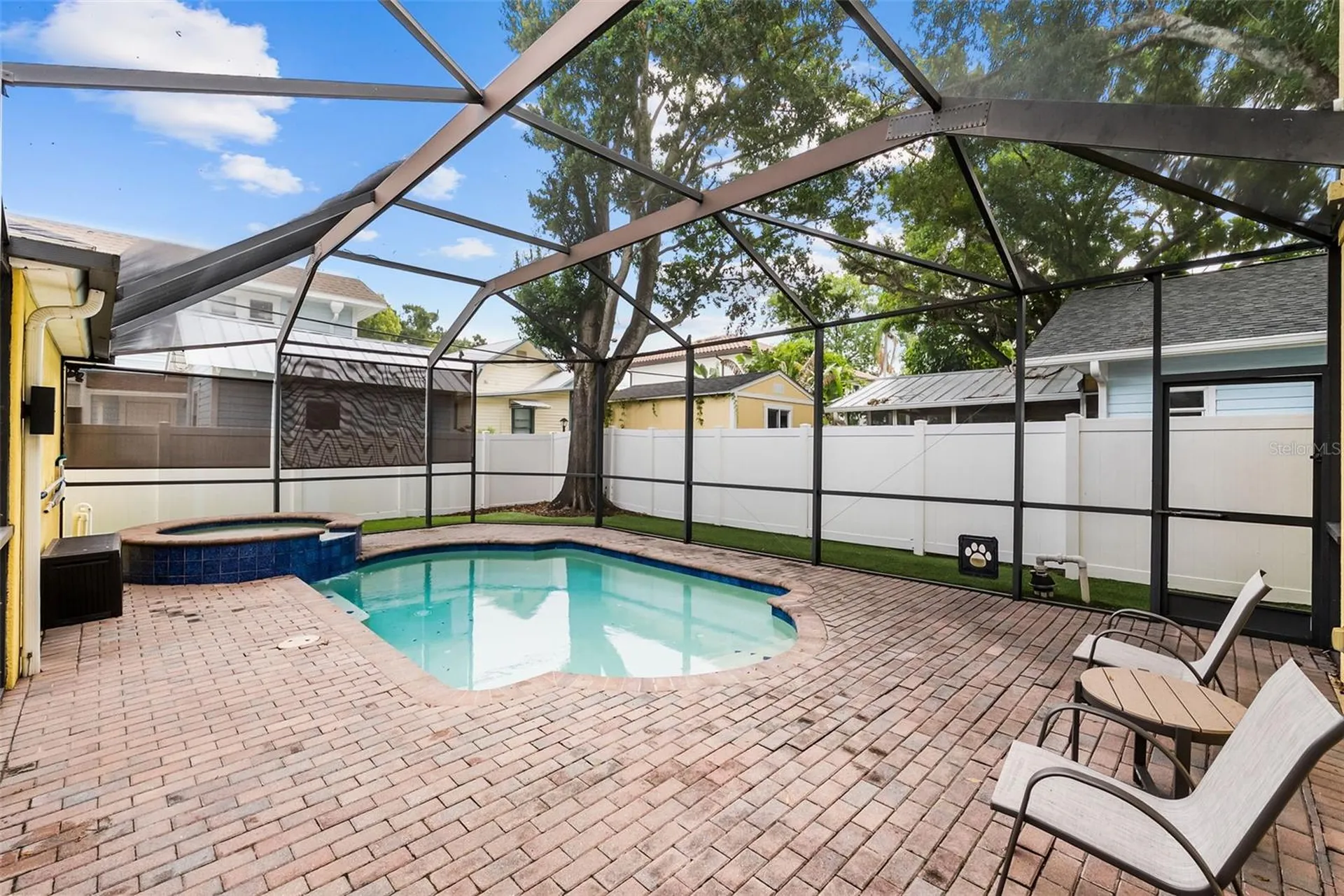 2915 W Bay View Avenue Tampa FL 33611