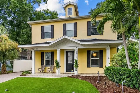 2915 W Bay View Avenue Tampa FL 33611