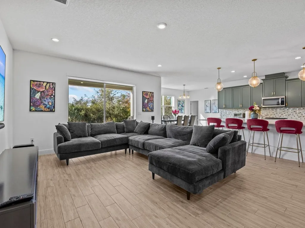 603 Avila Place Howey In The Hills FL 34737