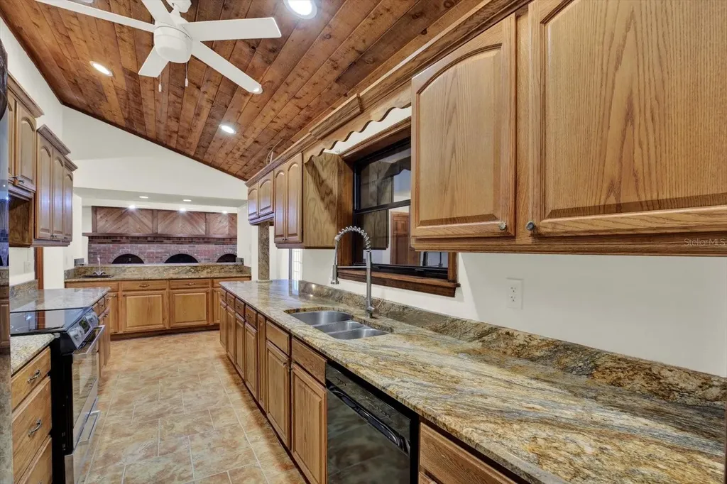 11251 Salina Street Brooksville FL 34614