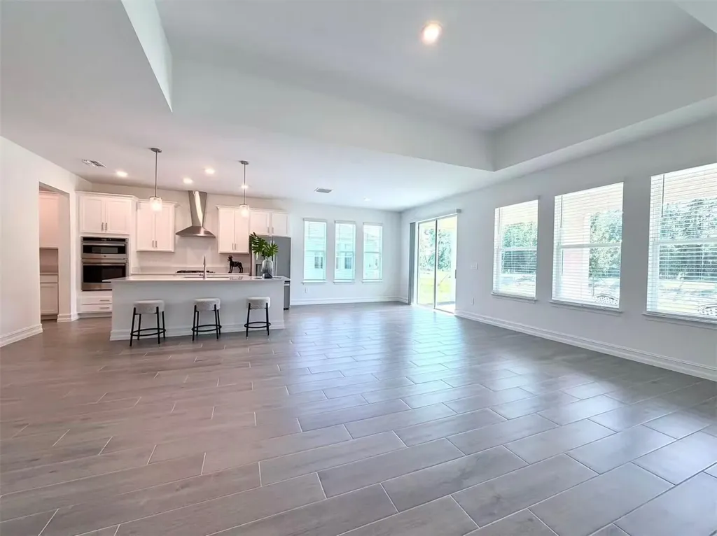 1307 Broward Drive Zephyrhills FL 33541