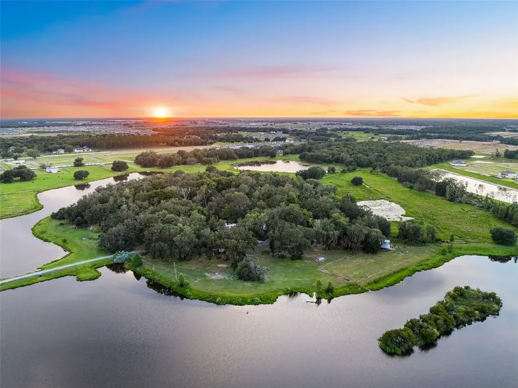 33415 Kiefer Road Wesley Chapel FL 33545