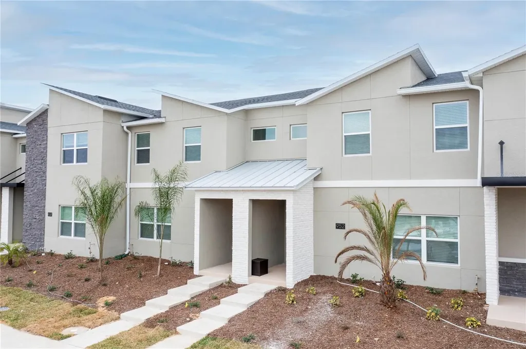 952 Leader Street Davenport FL 33896