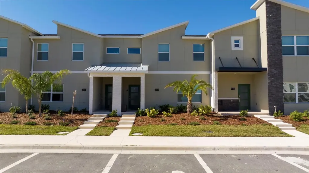 952 Leader Street Davenport FL 33896