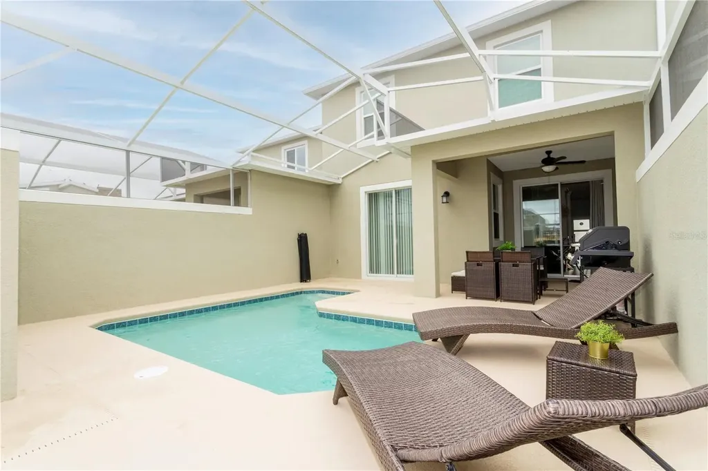 952 Leader Street Davenport FL 33896