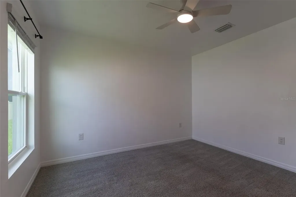 6747 SE 3rd Loop Ocala FL 34472