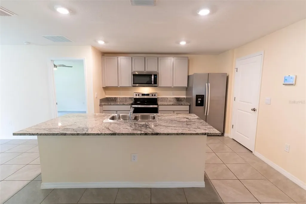 6747 SE 3rd Loop Ocala FL 34472