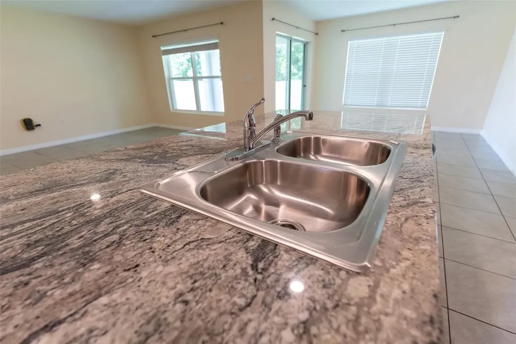 6747 SE 3rd Loop Ocala FL 34472