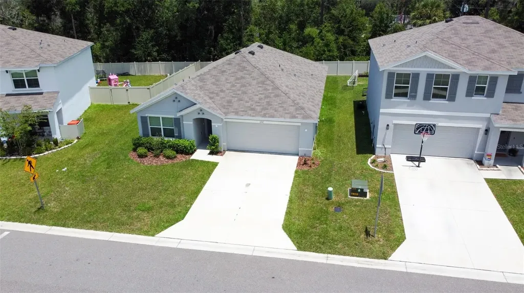 6747 SE 3rd Loop Ocala FL 34472