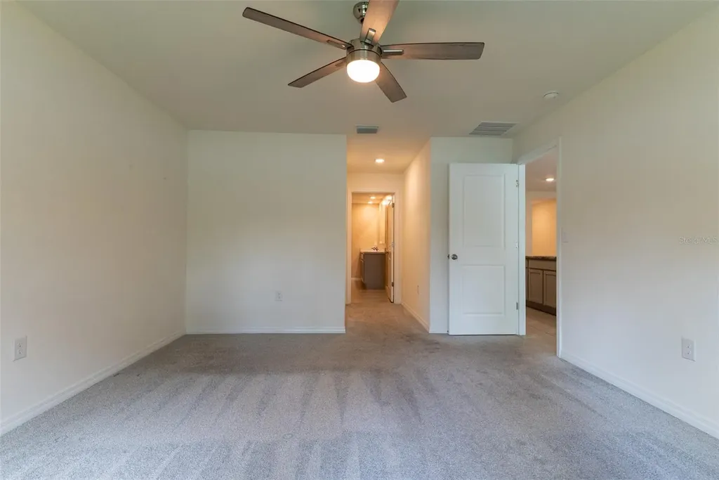6747 SE 3rd Loop Ocala FL 34472