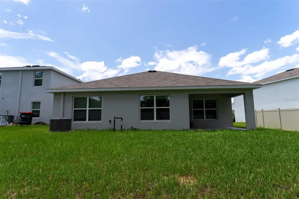 6747 SE 3rd Loop Ocala FL 34472