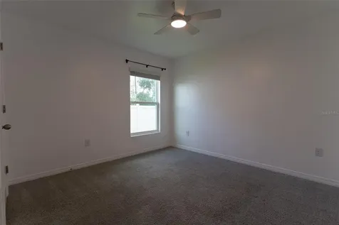 6747 SE 3rd Loop Ocala FL 34472