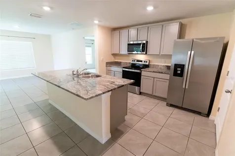 6747 SE 3rd Loop Ocala FL 34472