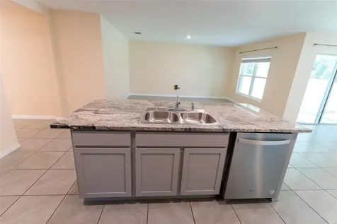 6747 SE 3rd Loop Ocala FL 34472