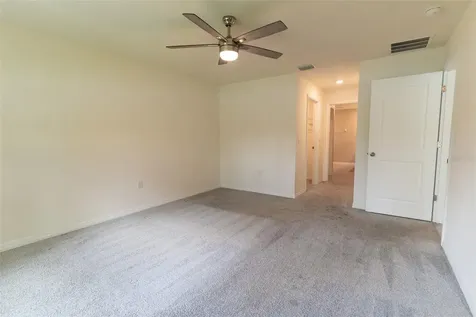 6747 SE 3rd Loop Ocala FL 34472