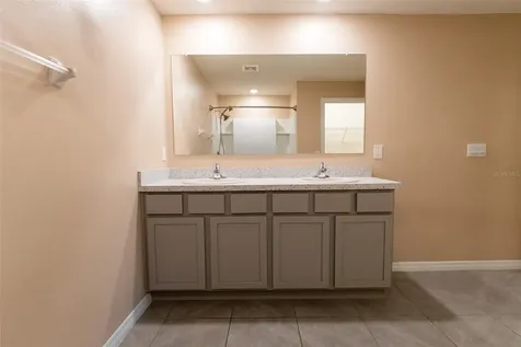 6747 SE 3rd Loop Ocala FL 34472