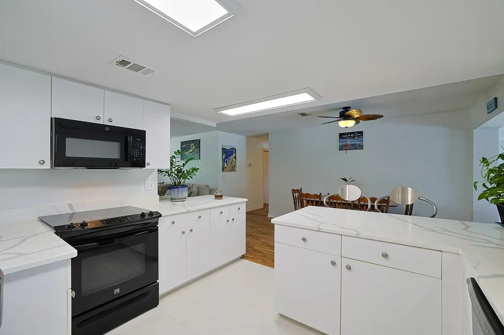 2553 Nordman Avenue New Smyrna Beach FL 32168