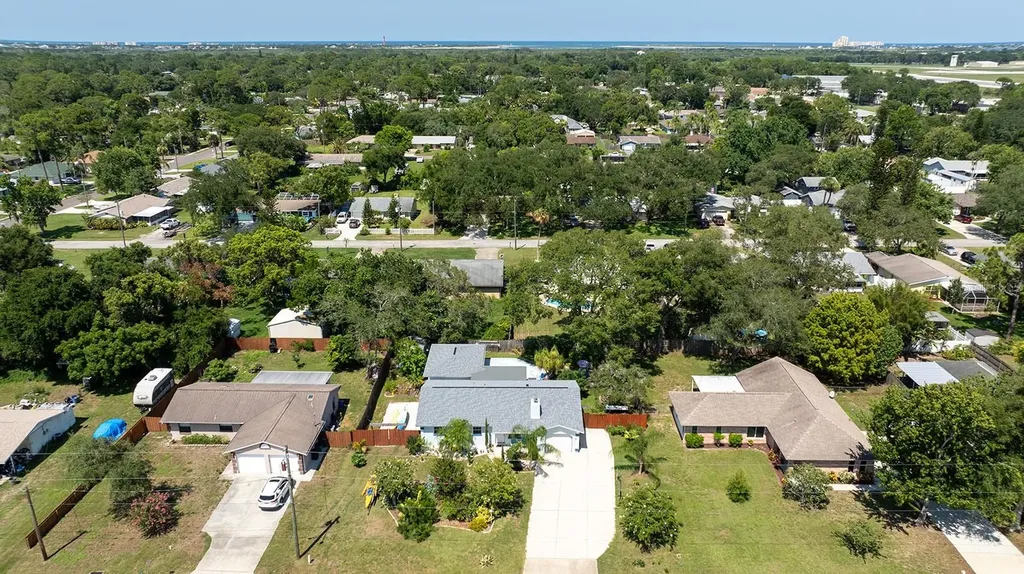 2553 Nordman Avenue New Smyrna Beach FL 32168