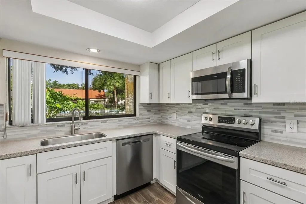 107 Seville Court N Plant City FL 33566