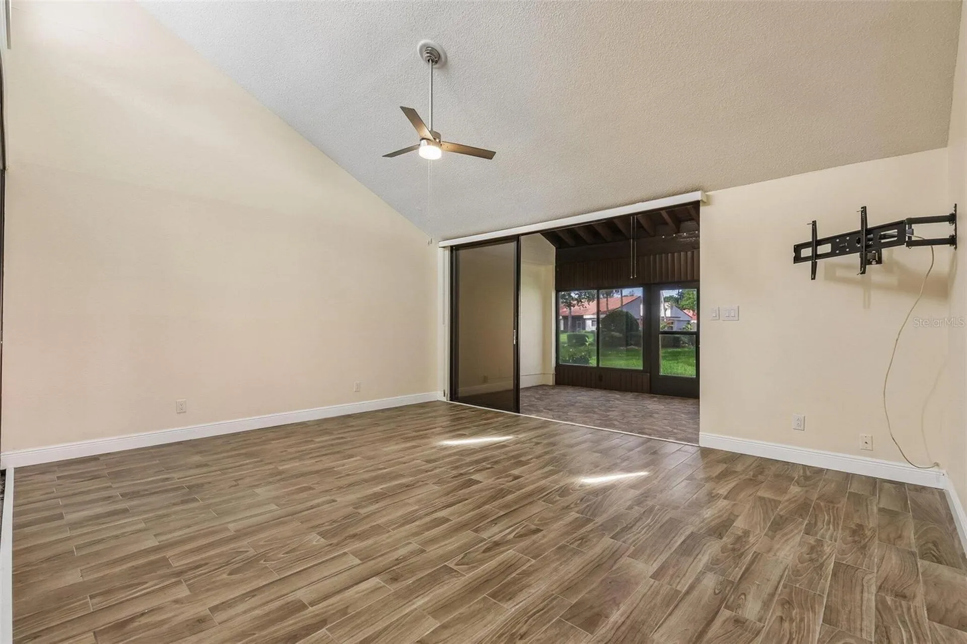 107 Seville Court N Plant City FL 33566