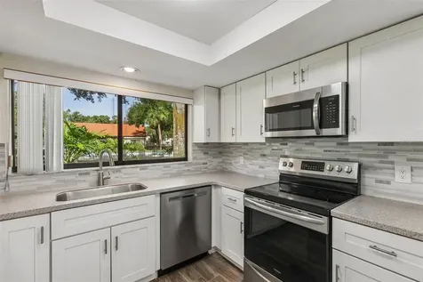 107 Seville Court N Plant City FL 33566