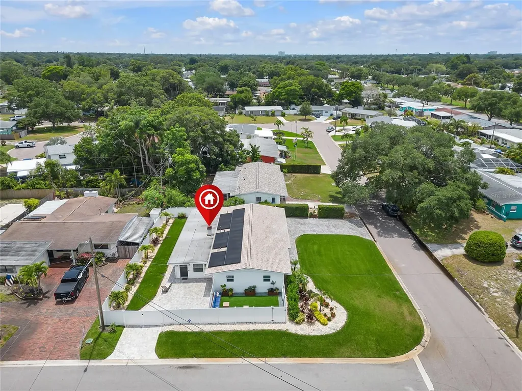 3295 57th Street N St Petersburg FL 33710