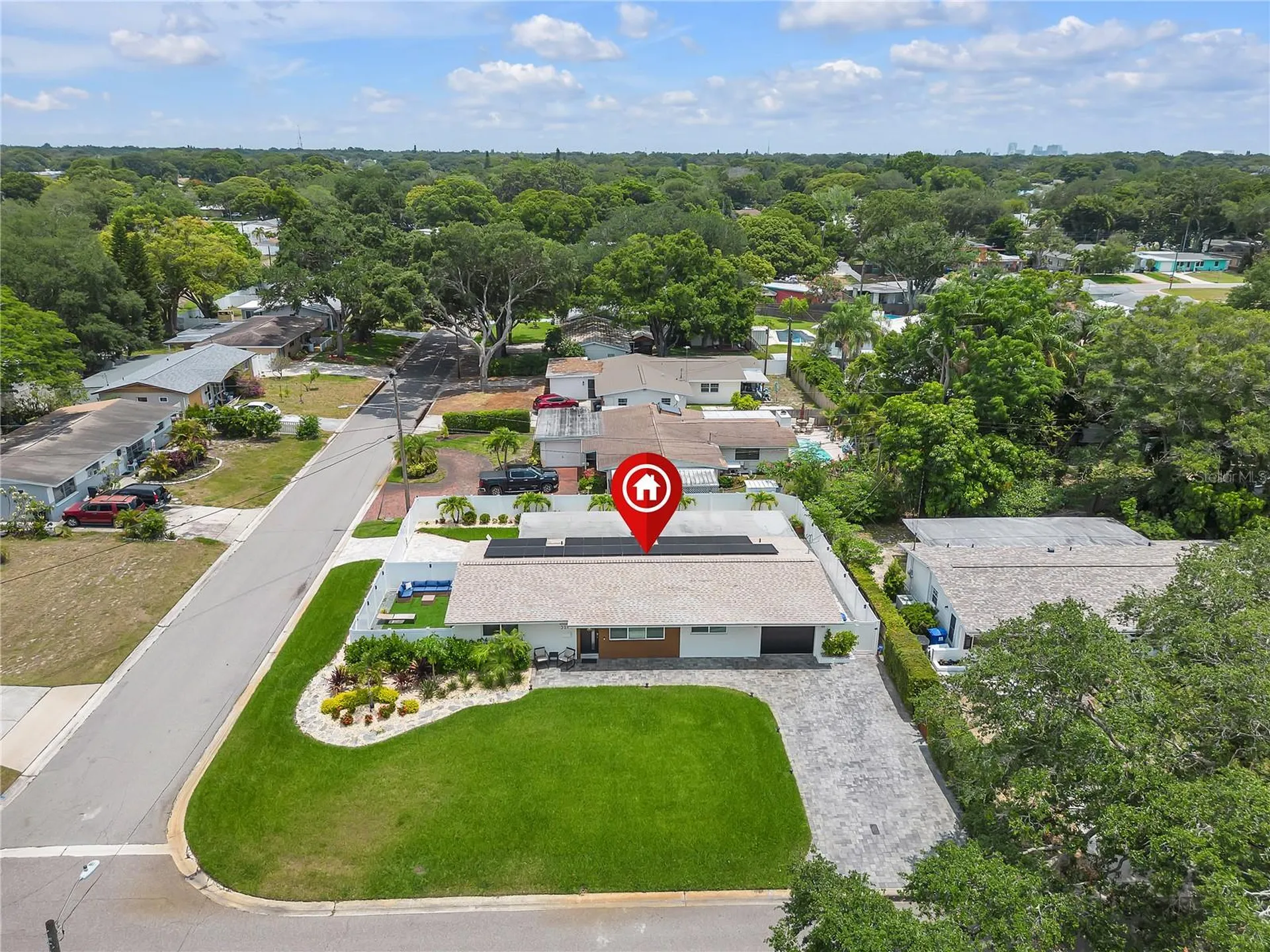 3295 57th Street N St Petersburg FL 33710